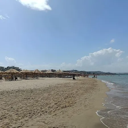 Διαμέρισμα Fronte Mare Con Ombrellone E Sedie Sdraio Incluse Nel Costo